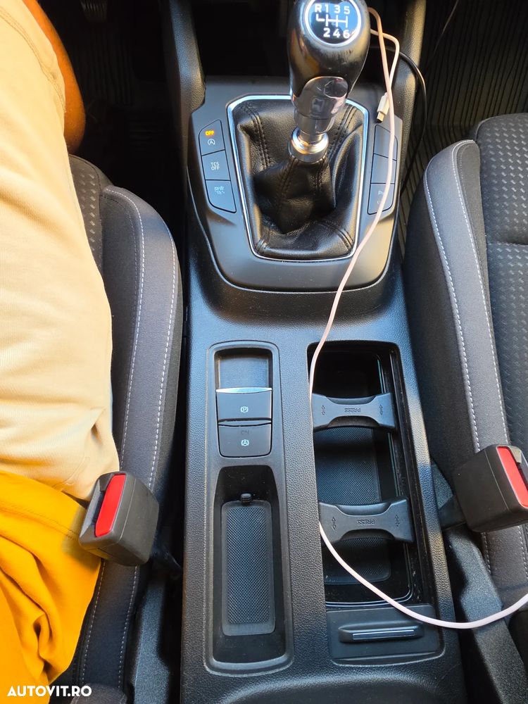 Ford Focus - 7