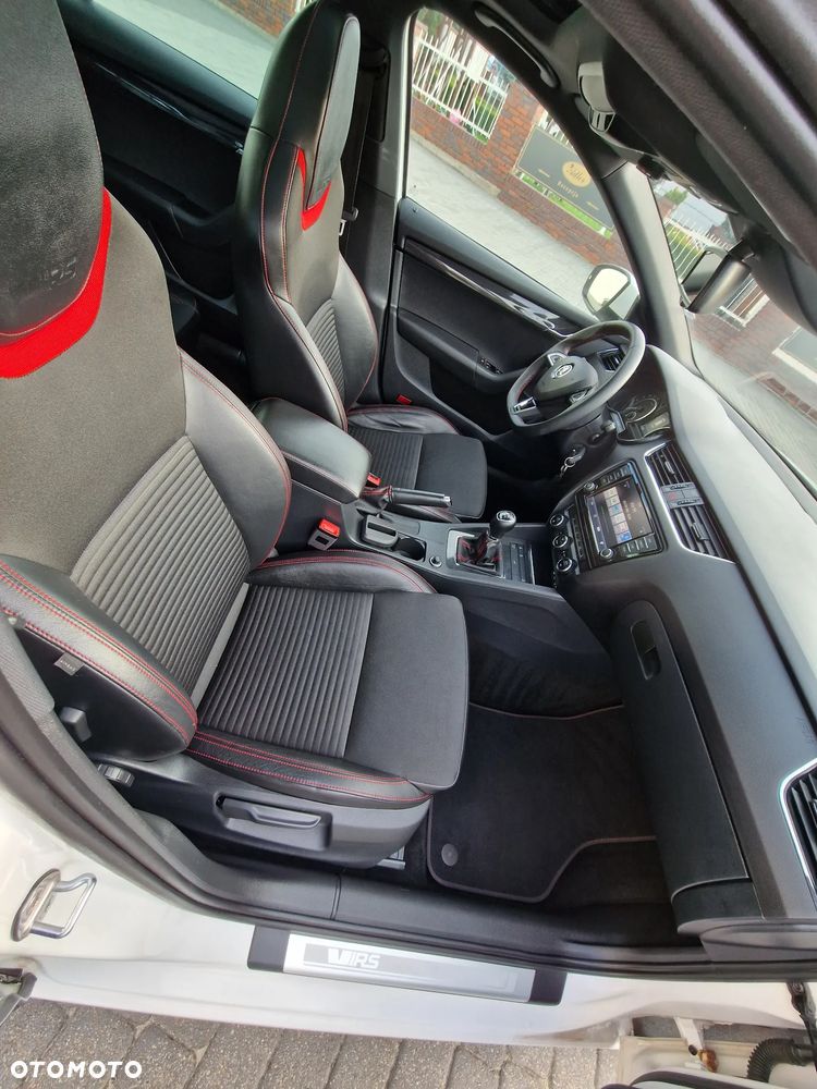 Skoda Octavia 2.0 TDI RS - 26