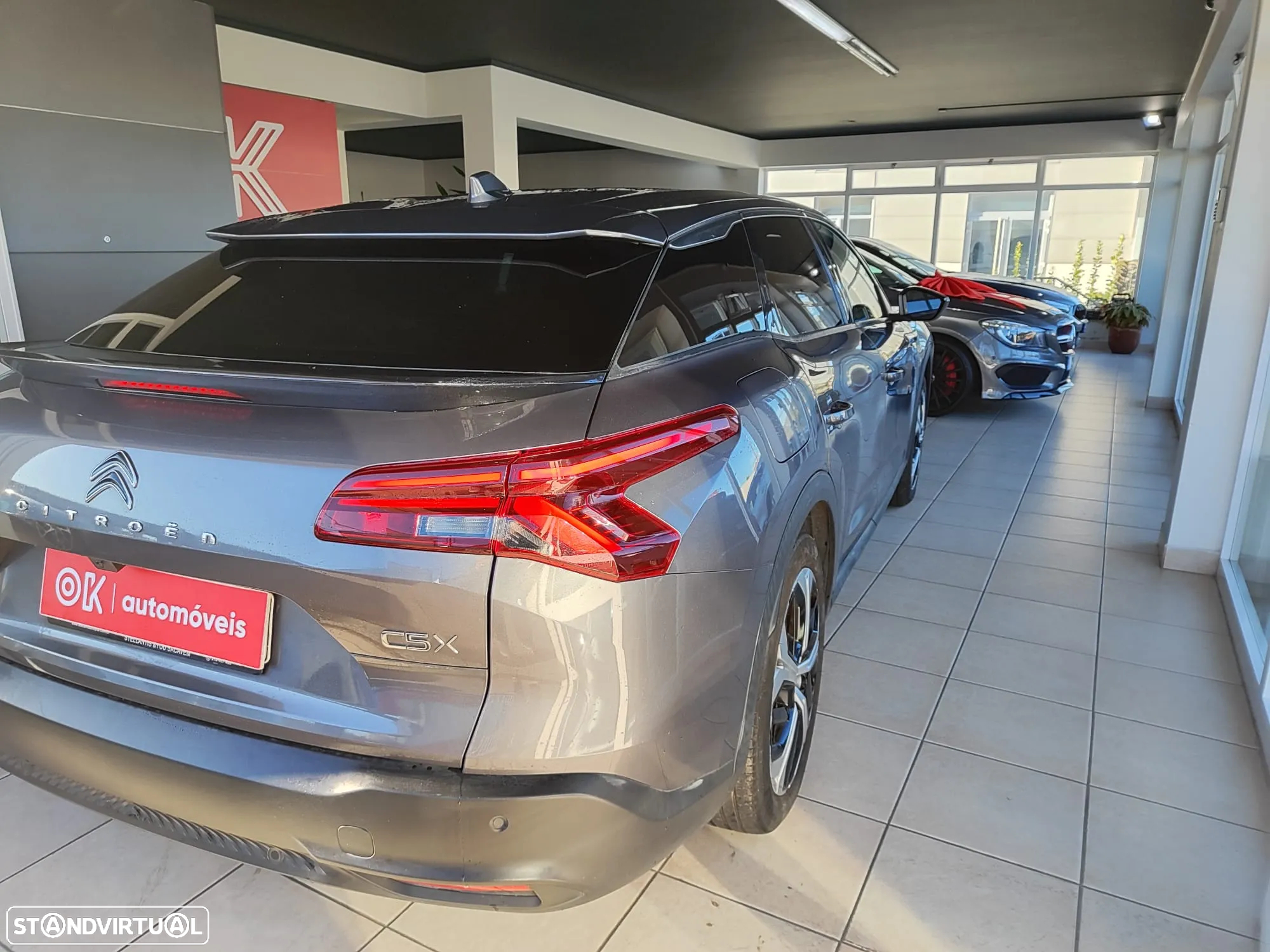 Citroën C5 X 1.6 Hybrid Shine Pack e-EAT8 - 11