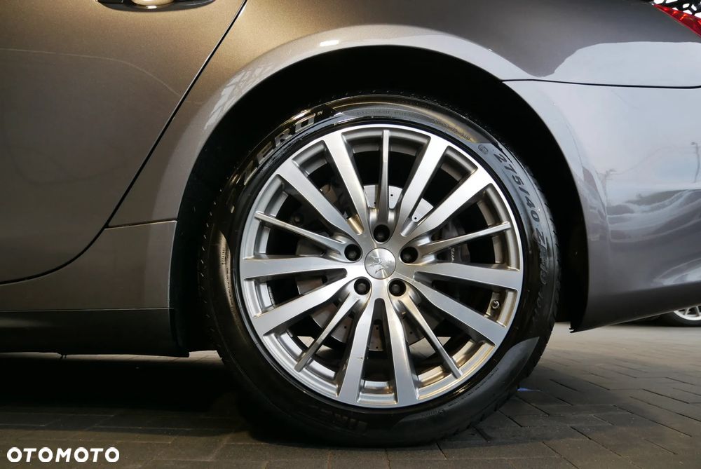 Maserati Quattroporte S - 35