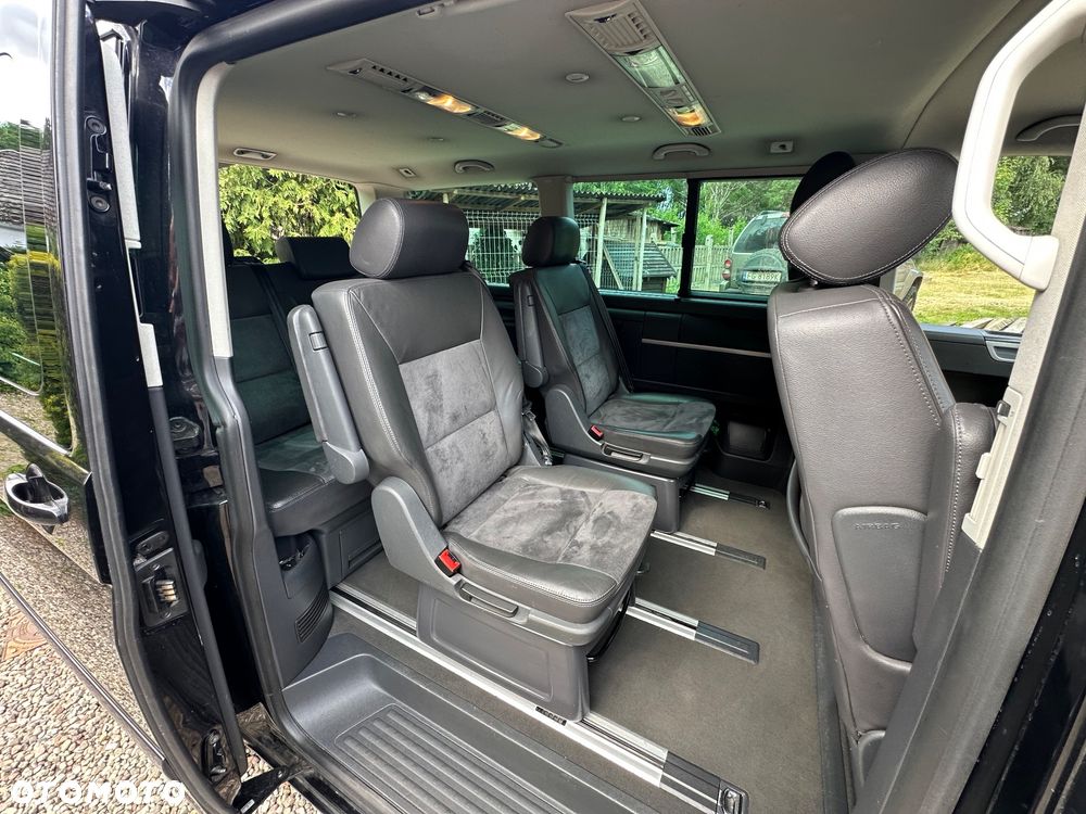 Volkswagen Multivan - 13
