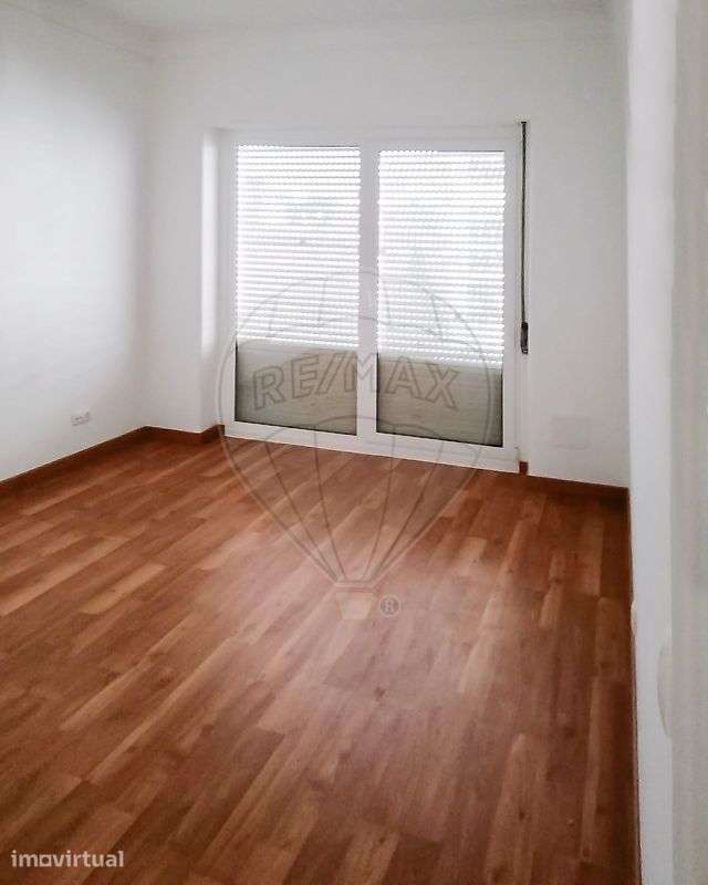 Apartamento T2 para arrendamento - Grande imagem: 5/9
