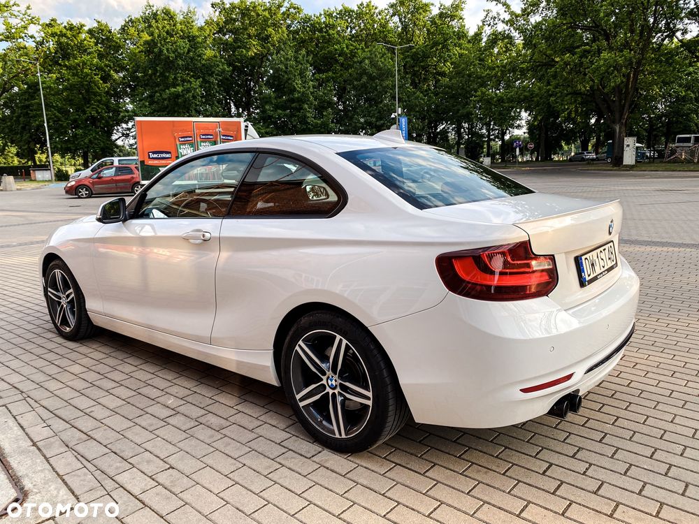 BMW Seria 2 220d Sport Line - 6