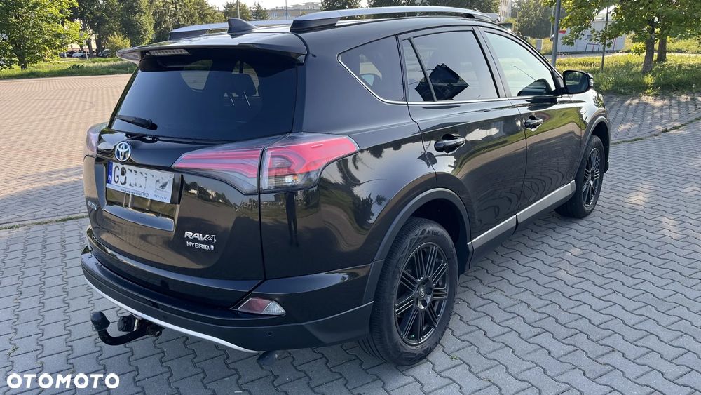 Toyota RAV4 Hybrid Style 4x4 - 5