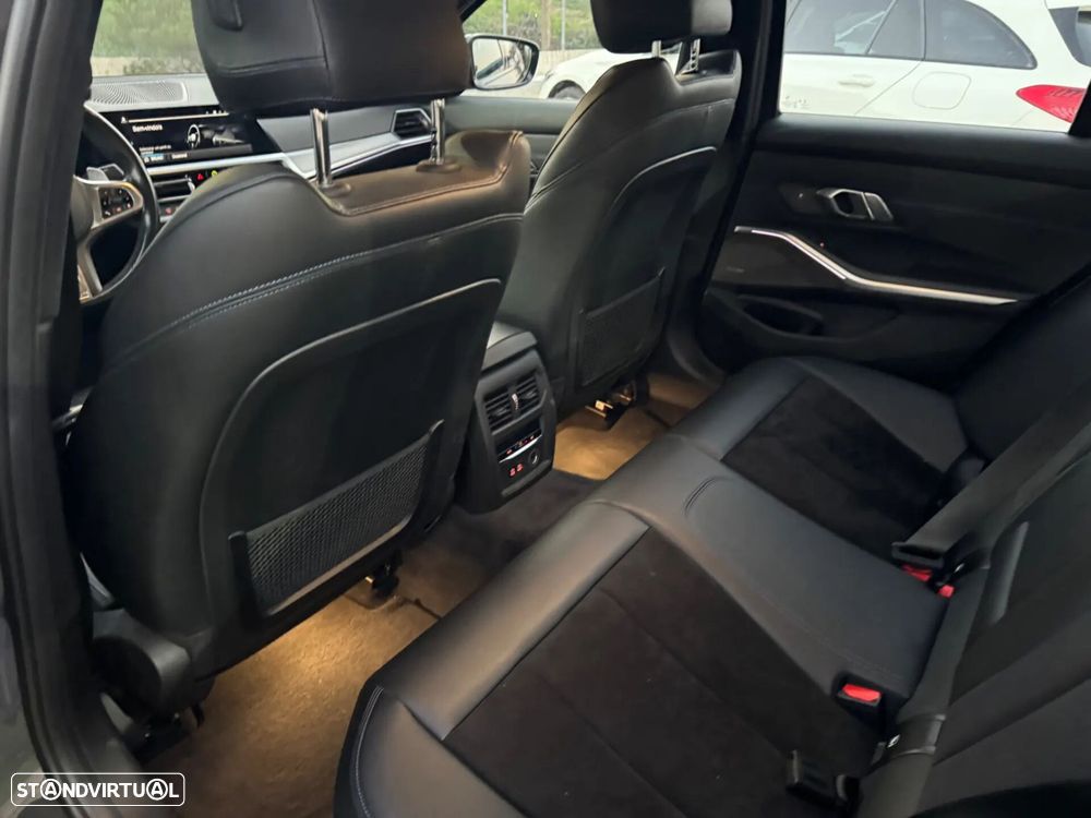 BMW 330 e Pack M Auto - 18