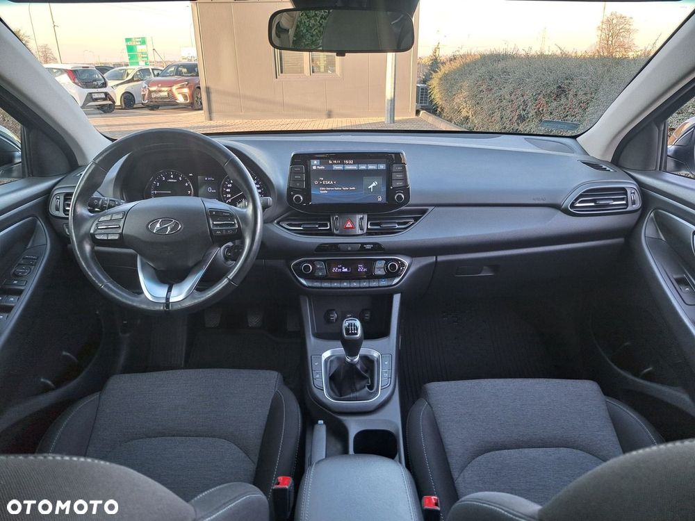 Hyundai i30 1.0 T-GDI Classic + - 9