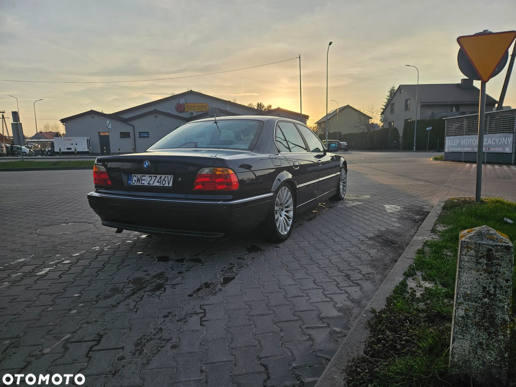 BMW Seria 7 728i L - 6