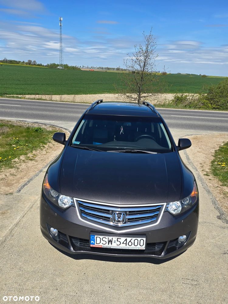 Honda Accord 2.0 Executive Nav - 3