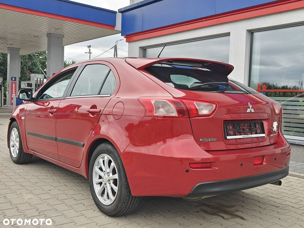 Mitsubishi Lancer - 5