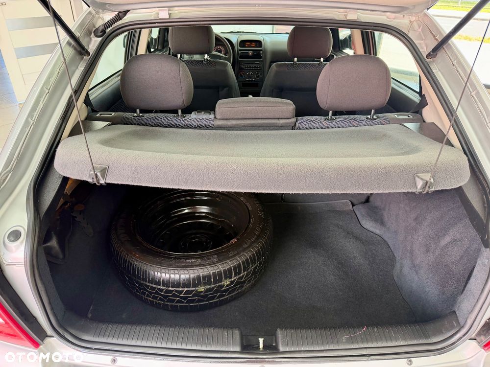 Opel Astra - 18