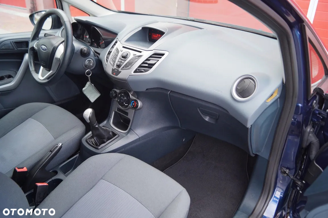 Ford Fiesta 1.25 Ambiente EU5 - 22