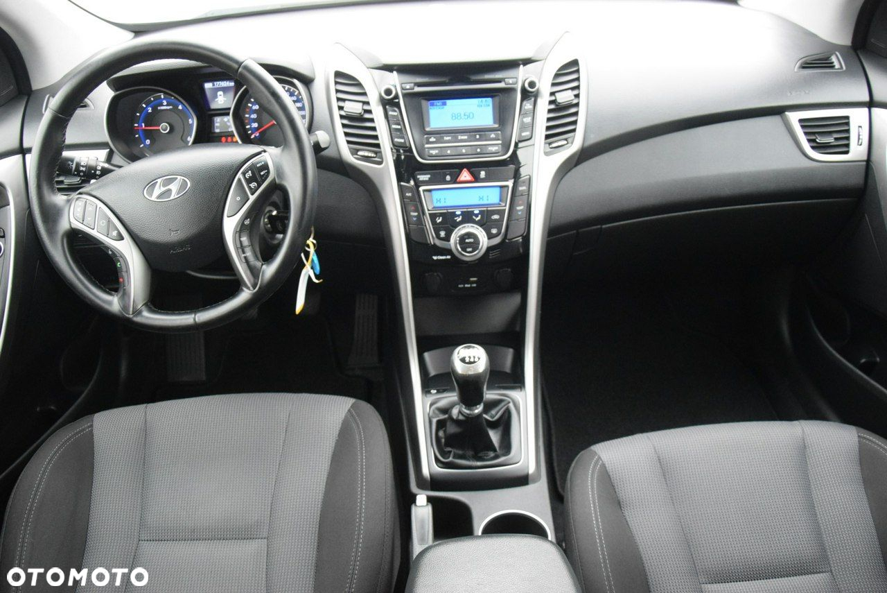Hyundai i30 blue 1.6 CRDi YES Gold - 22