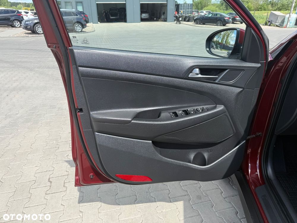 Hyundai Tucson 1.7 CRDI BlueDrive Classic 2WD - 19