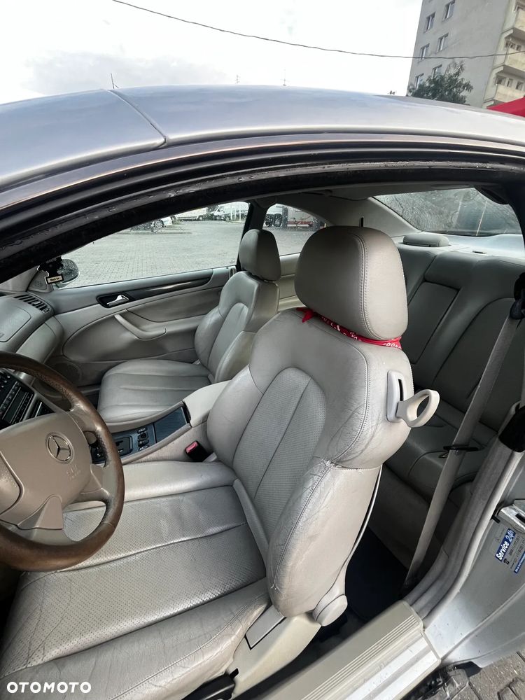 Mercedes-Benz CLK - 9