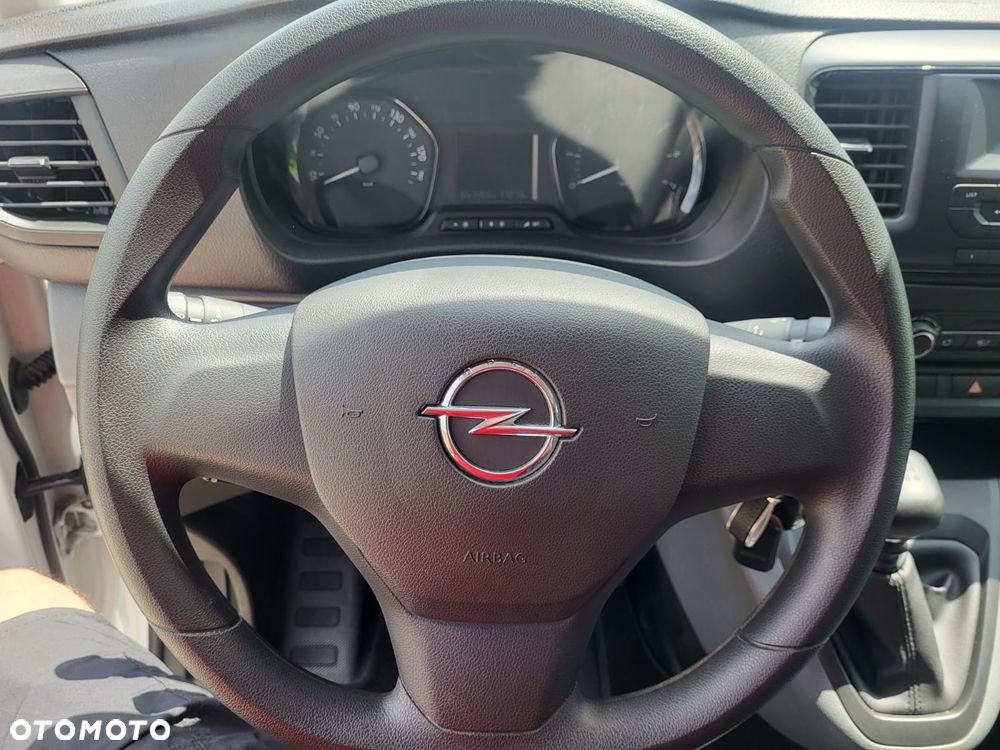 Opel Vivaro - 12