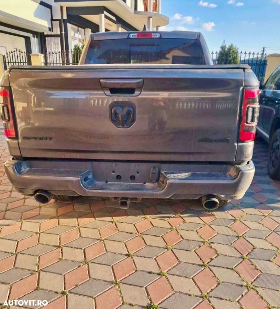 Dodge RAM - 2