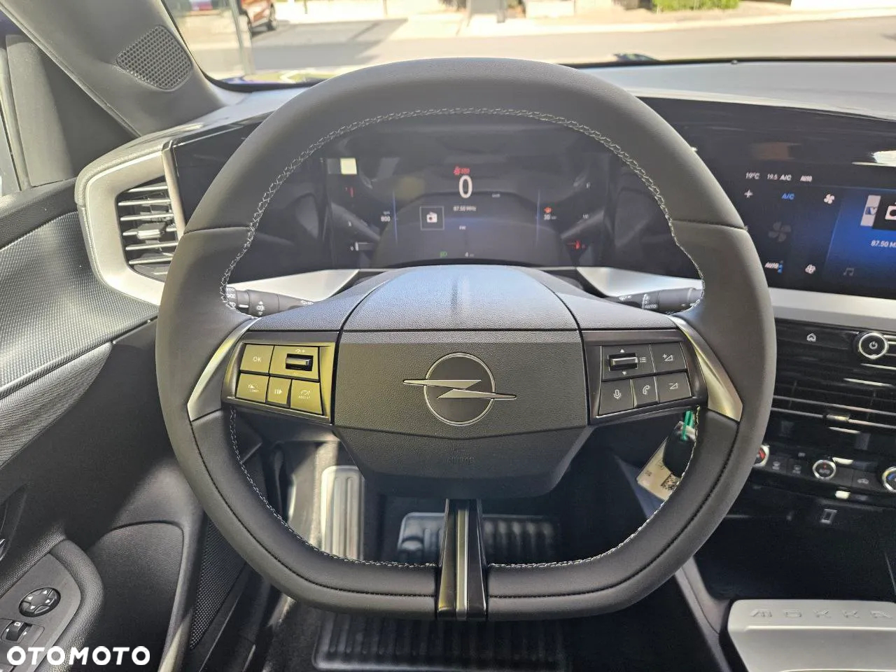 Opel Mokka 1.2 T Edition S&S - 12