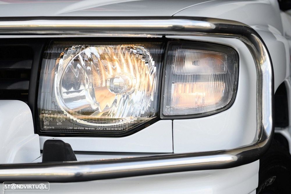 Mitsubishi Pajero 2.8 TD GLS - 9