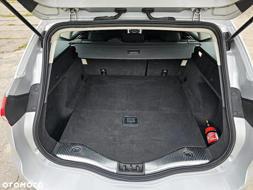 Ford Mondeo 2.0 TDCi Ambiente Plus PowerShift - 22