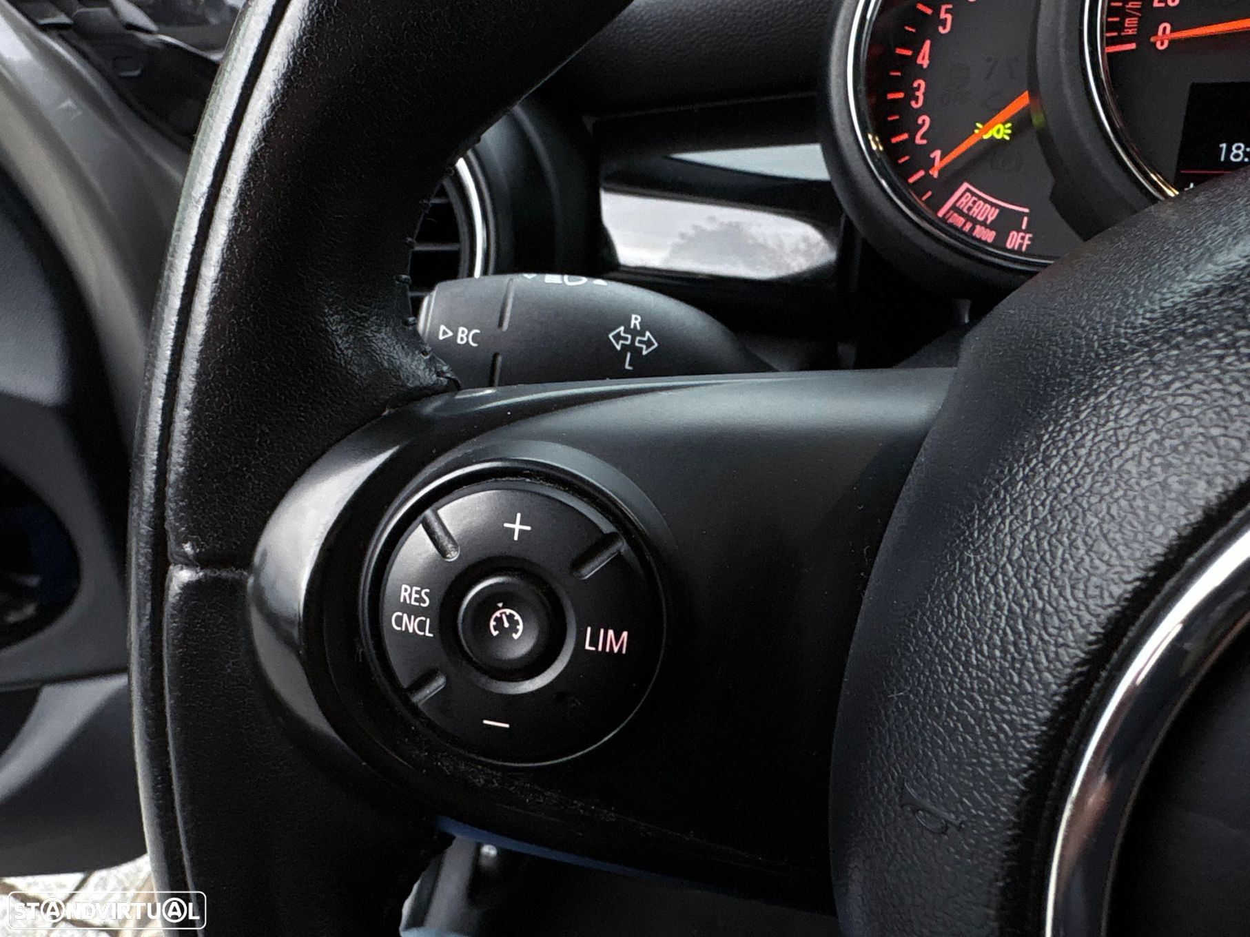 MINI 5 Portas One Auto - 27