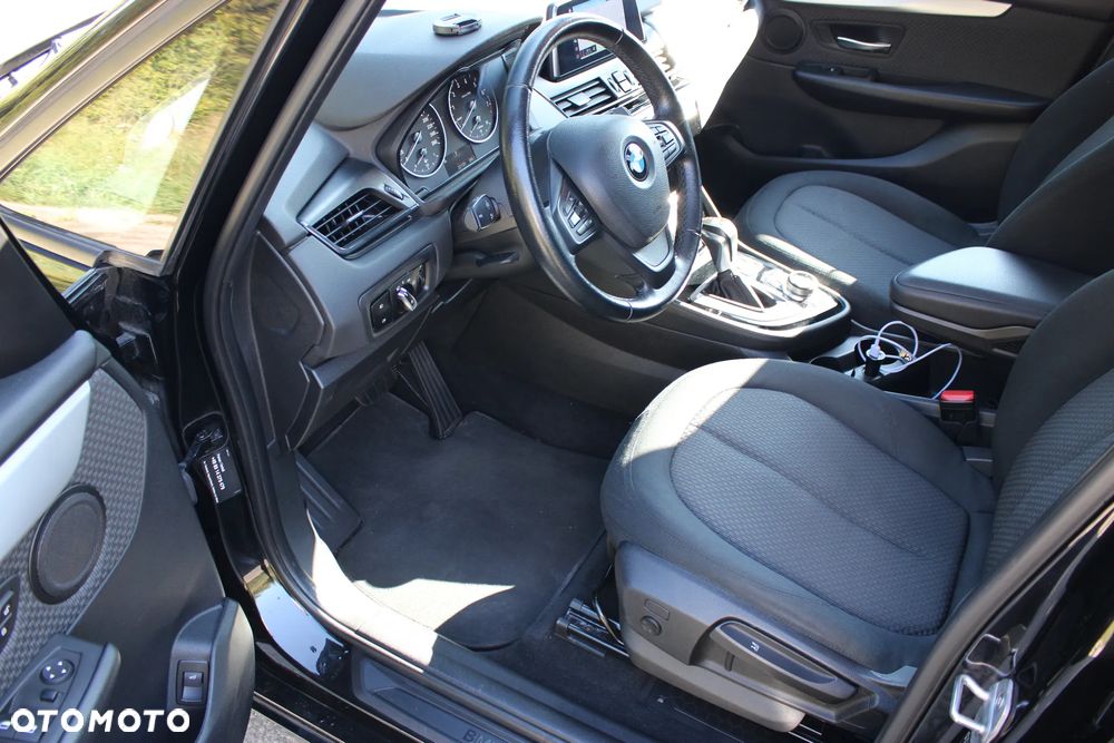 BMW Seria 2 218i Advantage - 13