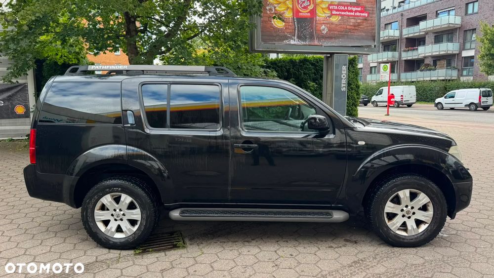 Nissan Pathfinder 2.5 DCi Elegance - 35
