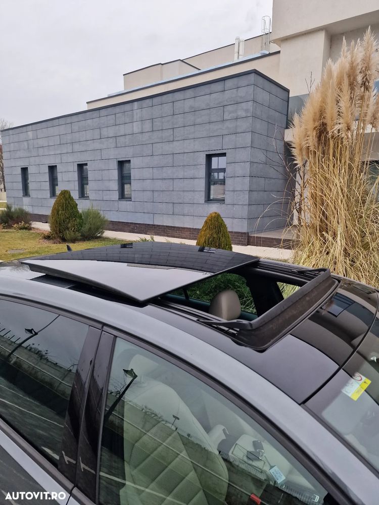 Volkswagen Golf 2.0 TDI SCR DSG Highline - 11