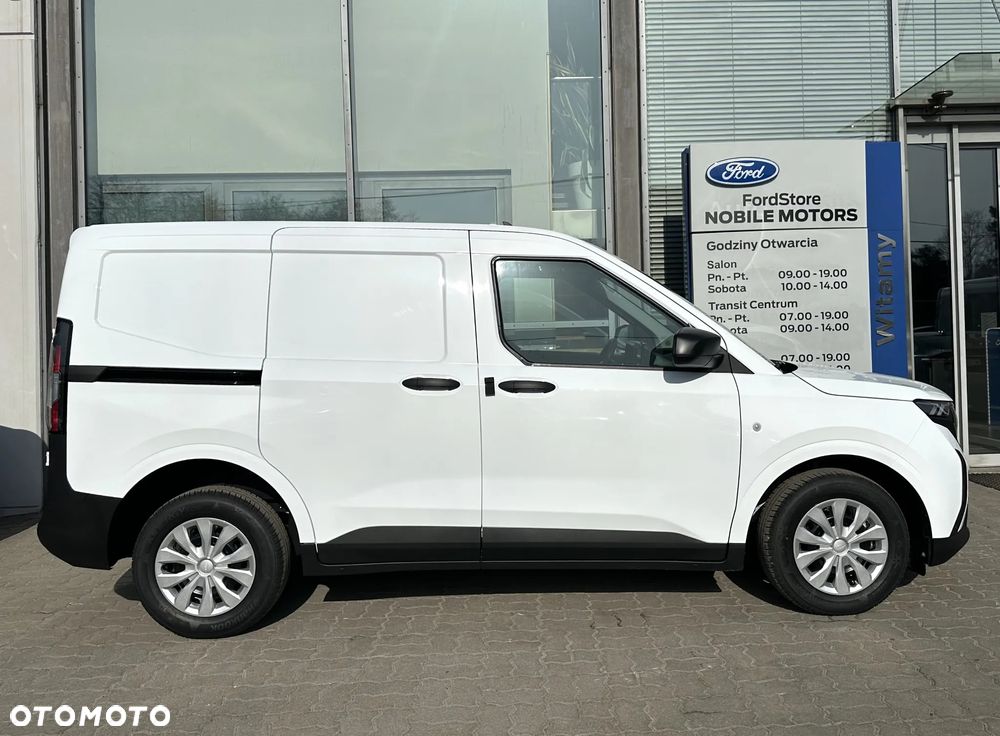 Ford Transit Courier - 2