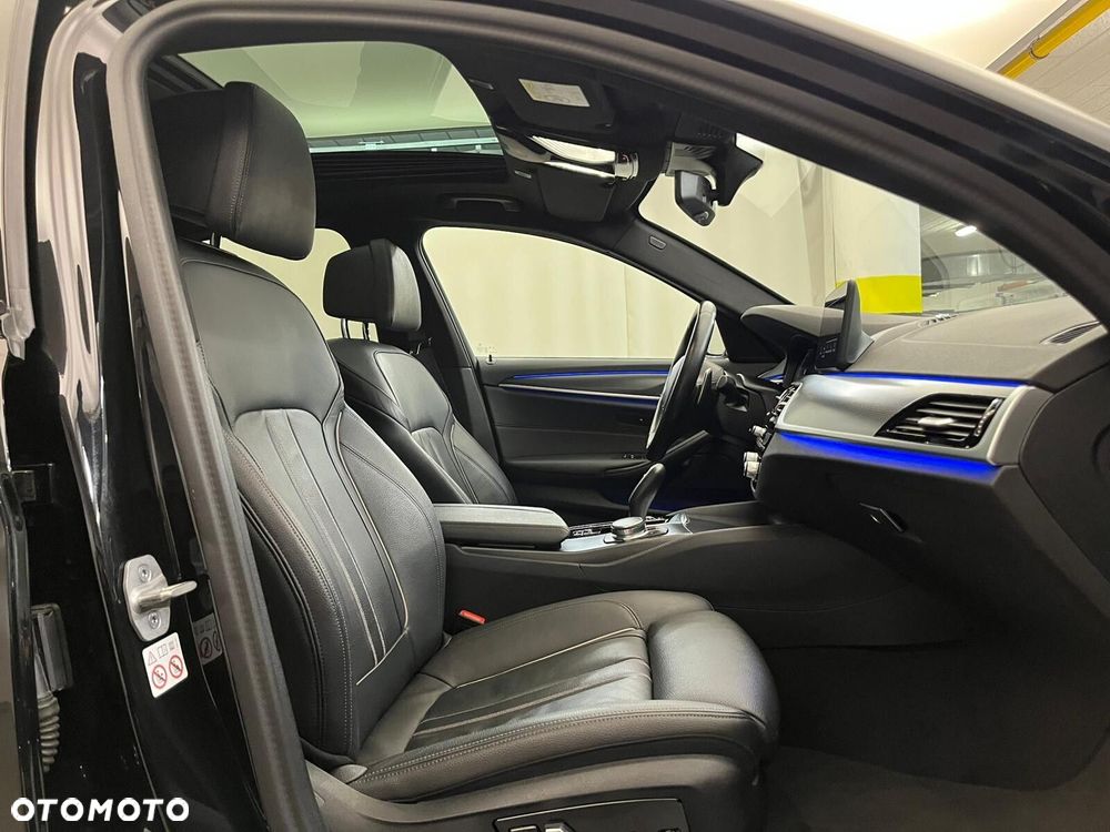 BMW Seria 5 - 38