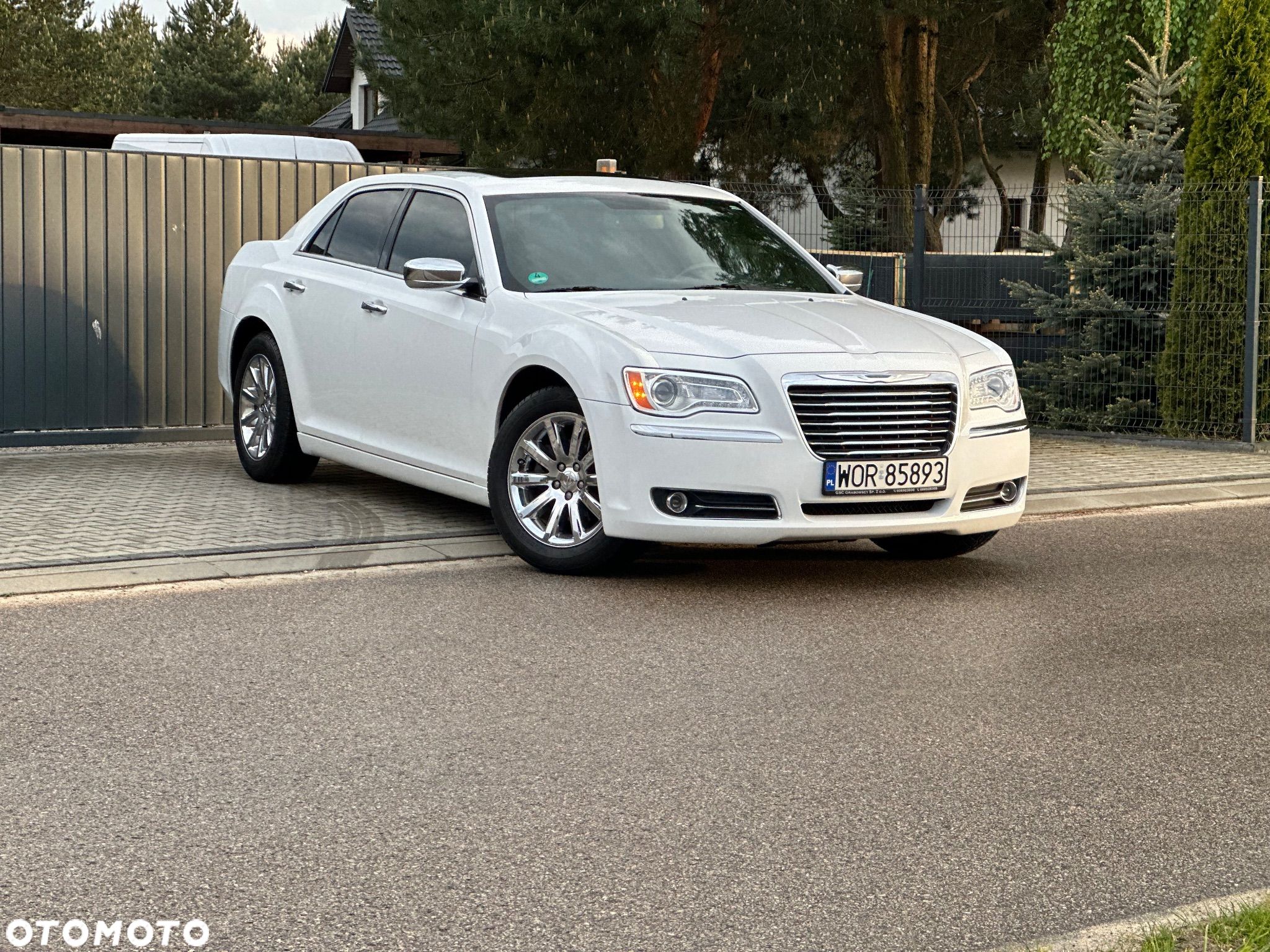 Chrysler 300C 3.5 V6 AWD - 1