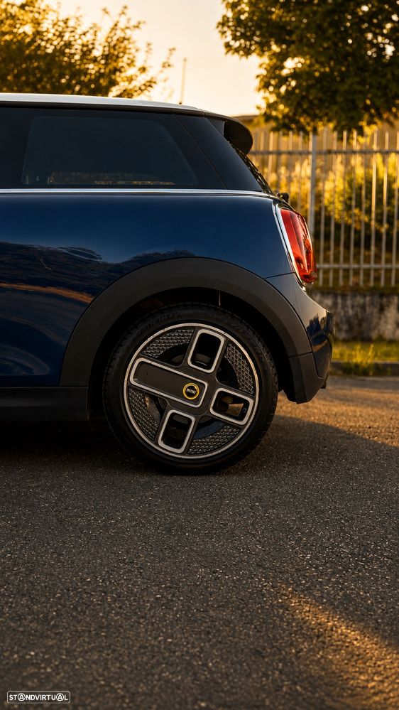 MINI 3 Portas One D - 6