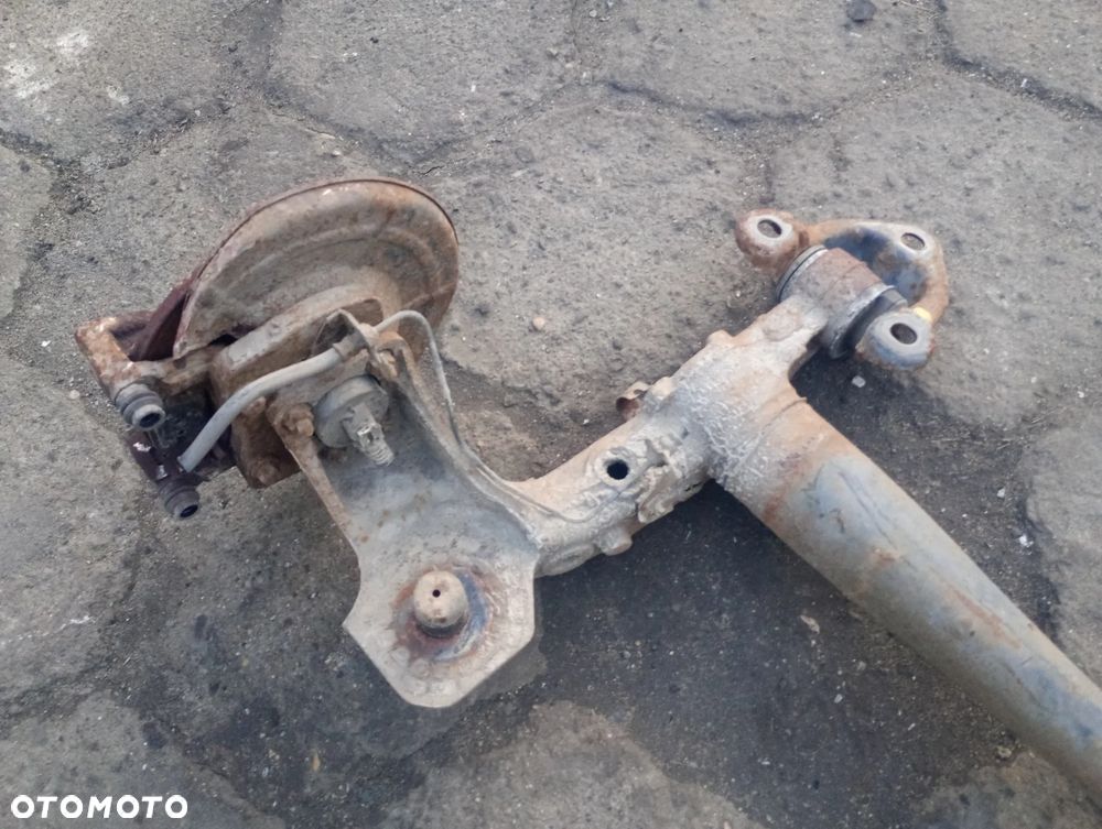 OPEL MERIVA A belka zawieszenia tylna tył - 2