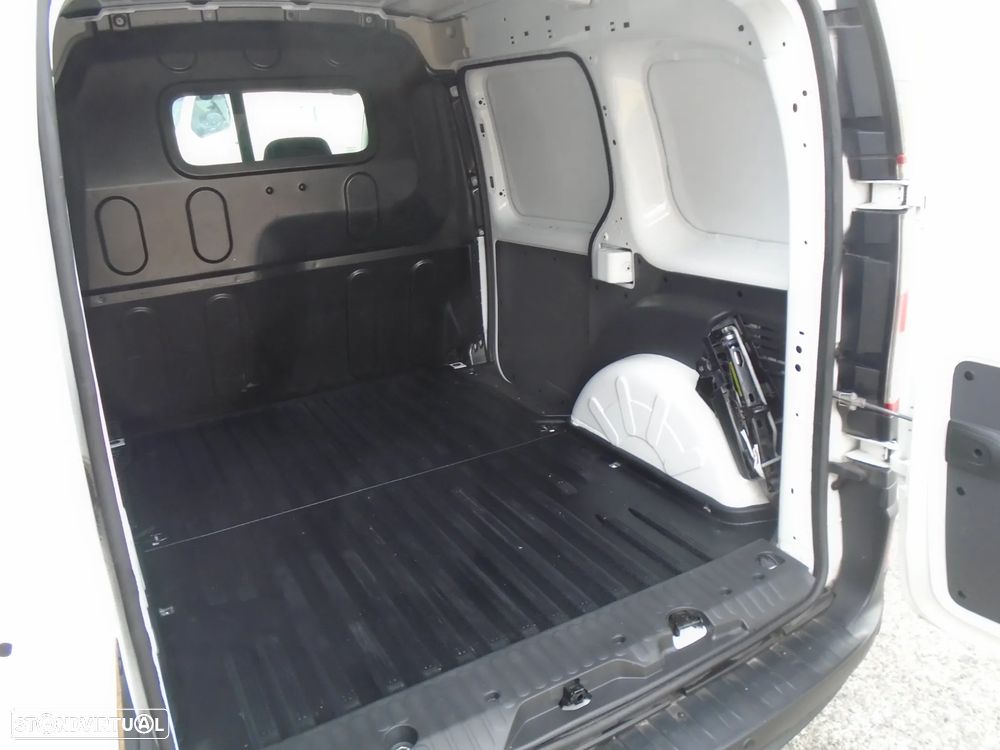 Renault Kangoo 1.5 DCI 3-LUGARES-95 CV-6V- NACIONAL-IVA DEDUTIVEL - 45