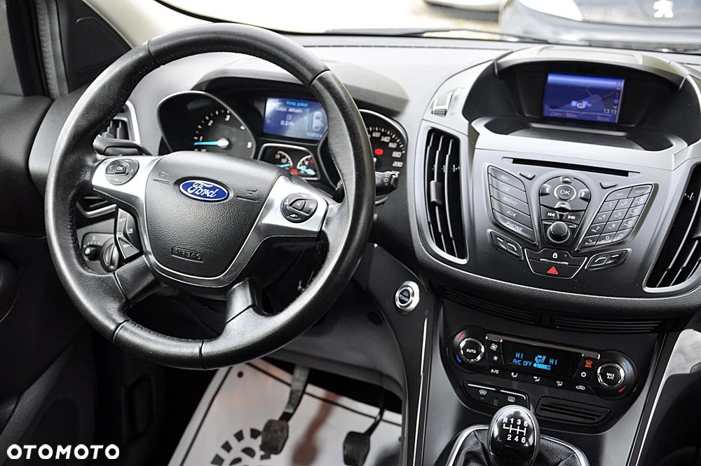 Ford Kuga - 19