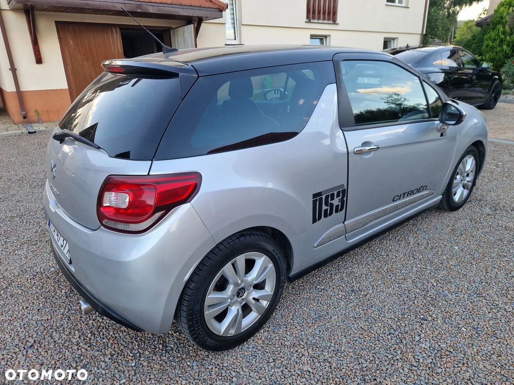 Citroën DS3 HDi 90 FAP SoChic - 4