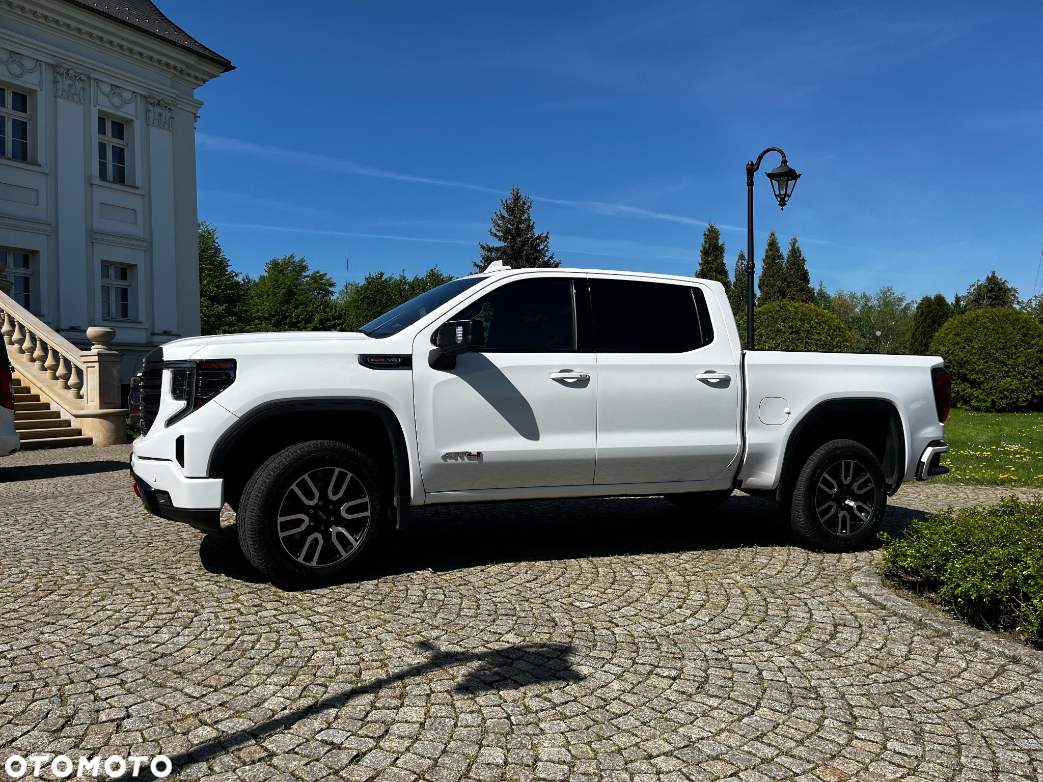 GMC Sierra - 19