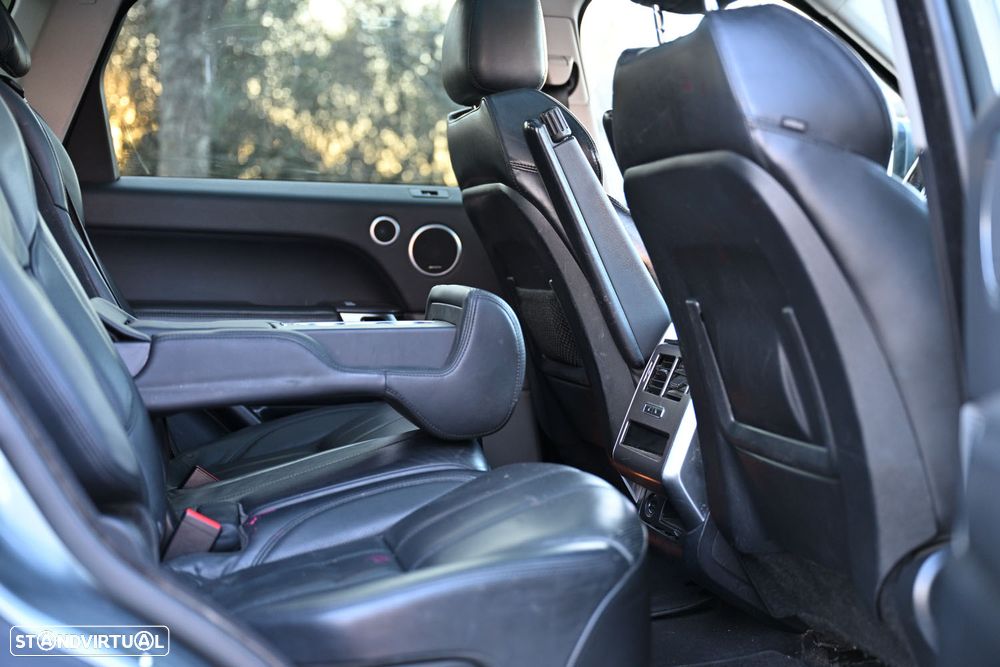 Land Rover Range Rover Sport 3.0 TDV6 HSE Dynamic - 24