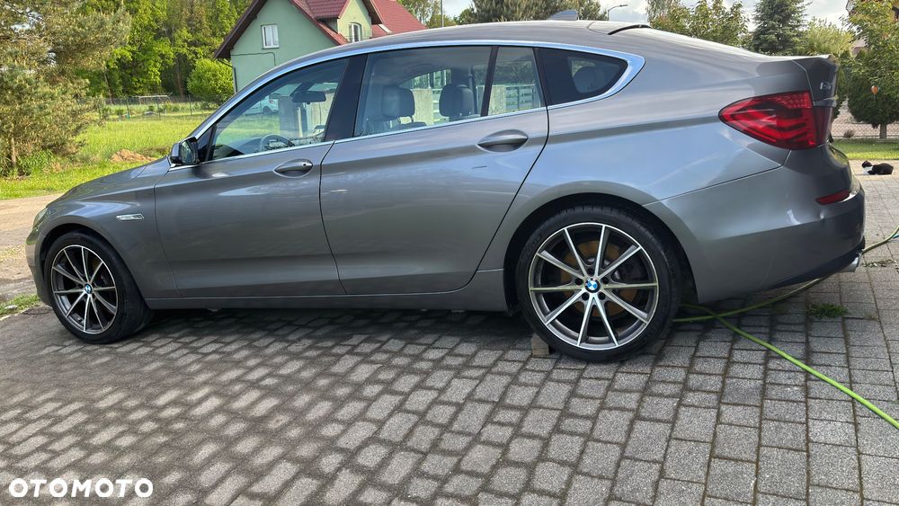BMW 5GT 520d - 13