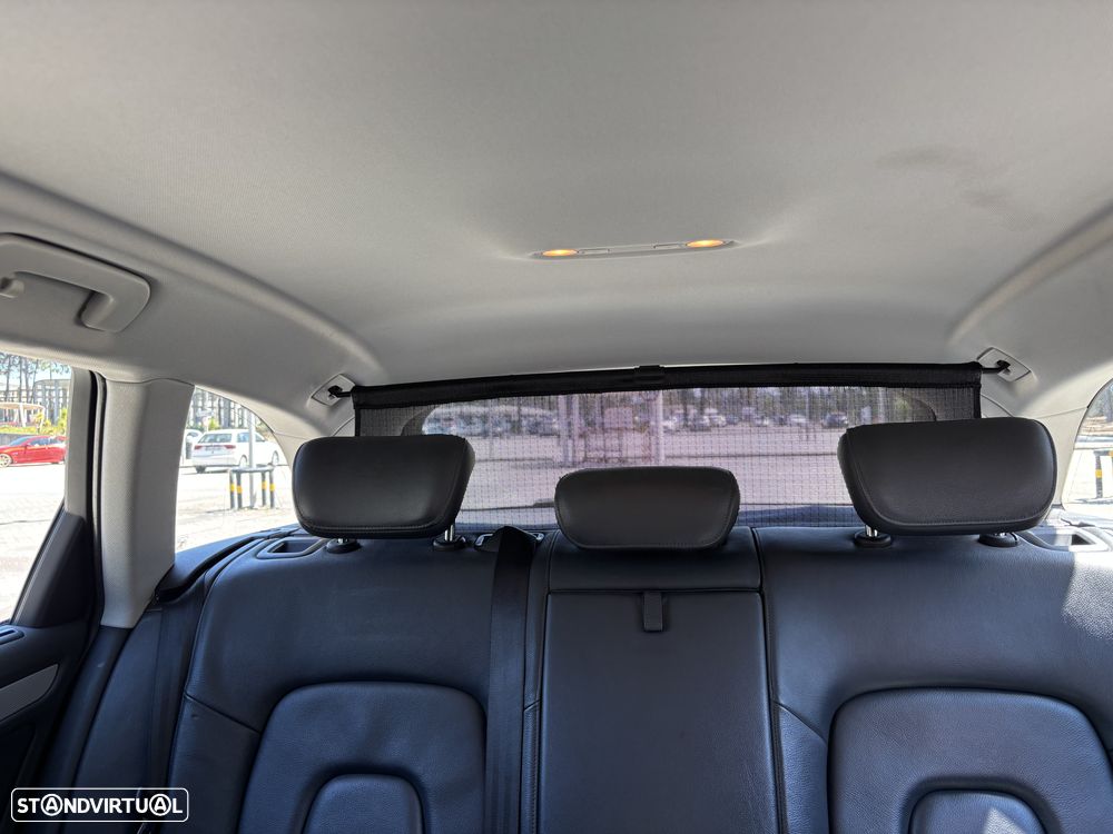 Audi A4 Avant 2.0 TDI Business Line Sport - 9