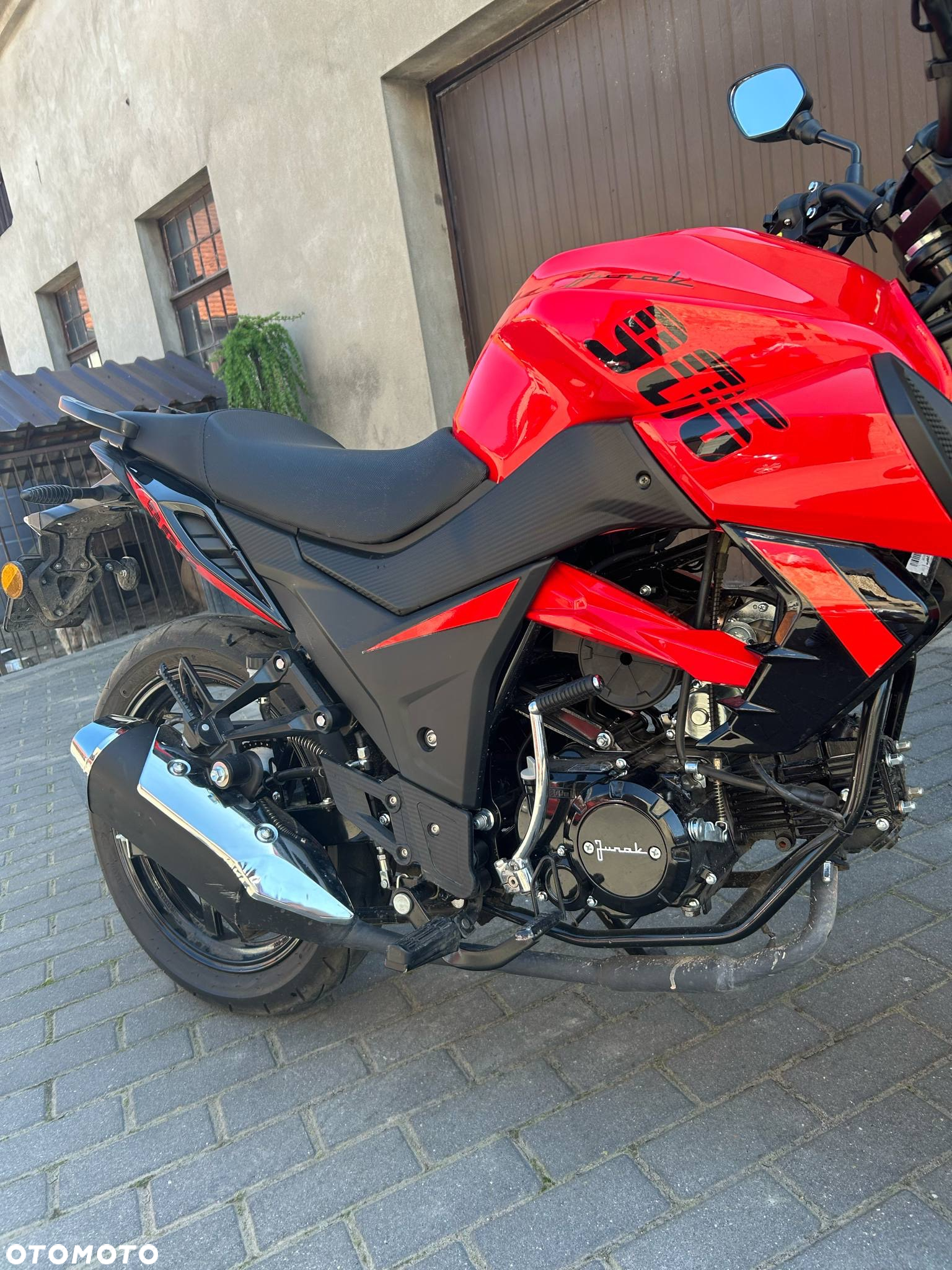 Junak 906 - 2