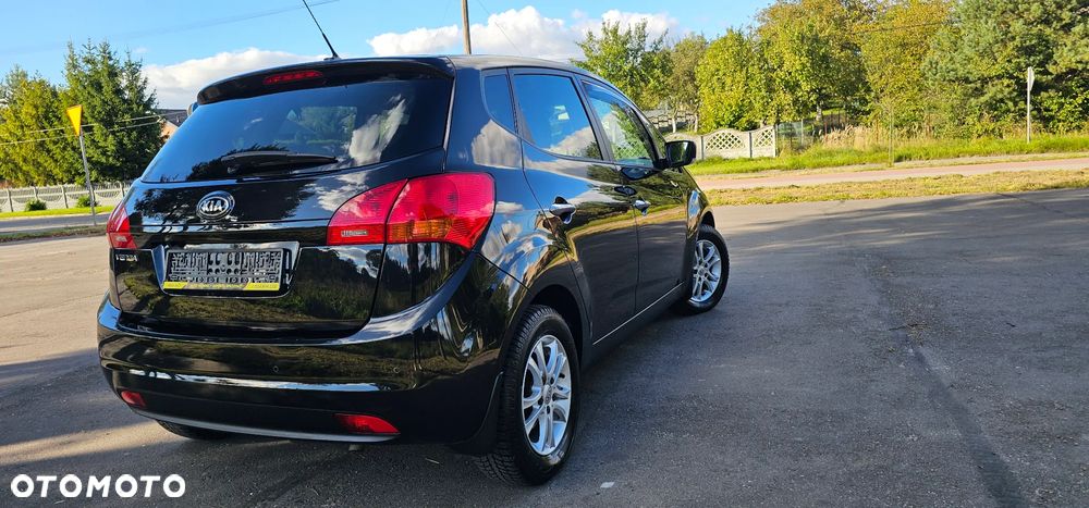 Kia Venga - 7