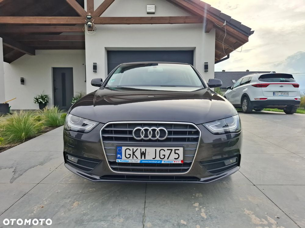 Audi A4 Limousine 2.0 TDI DPF Ambition - 2