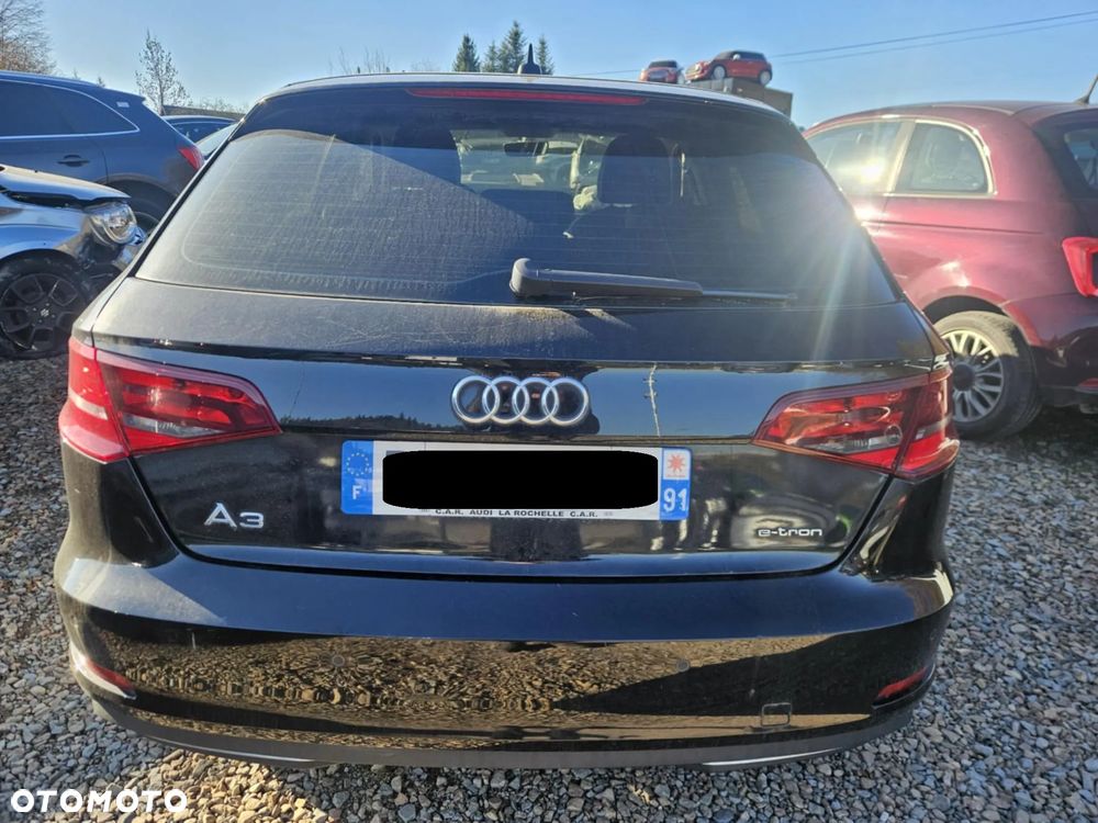 Audi A3 Sportback 1.4 TFSI e-tron Ambiente - 3