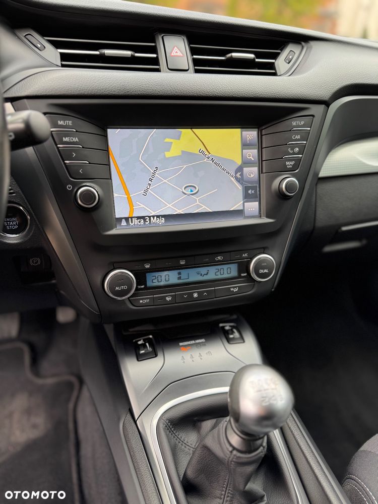 Toyota Avensis - 9