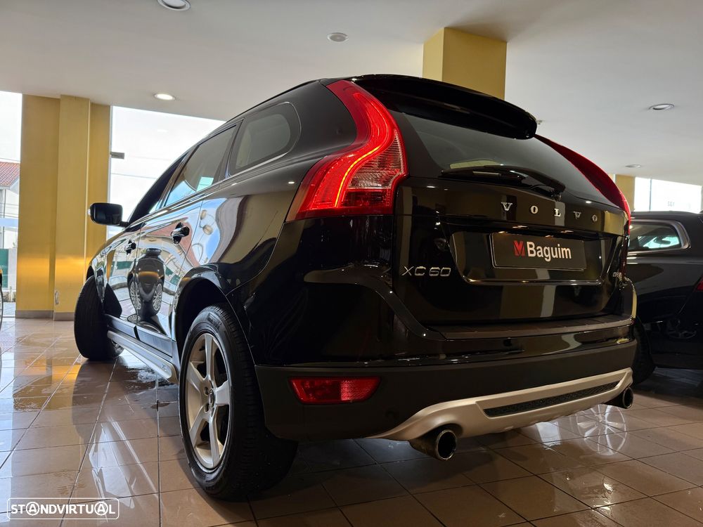 Volvo XC 60 2.0 D3 Drive R-Design - 1