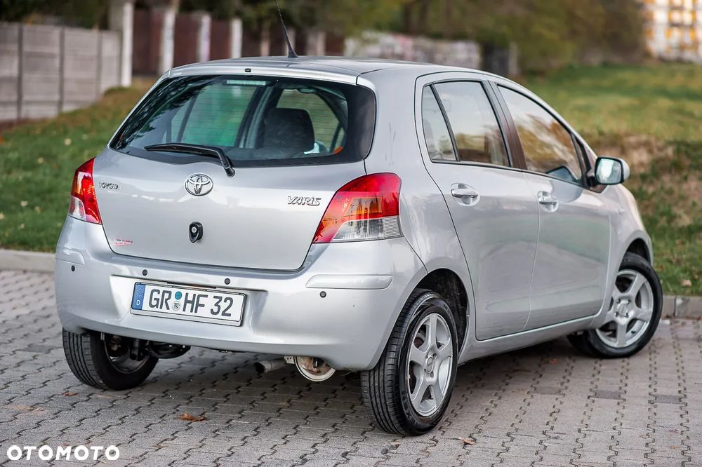 Toyota Yaris - 31