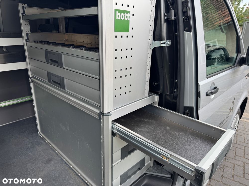 Volkswagen T6.1 Long 2.0 TDI Szafki Webasto fv 23% - 10
