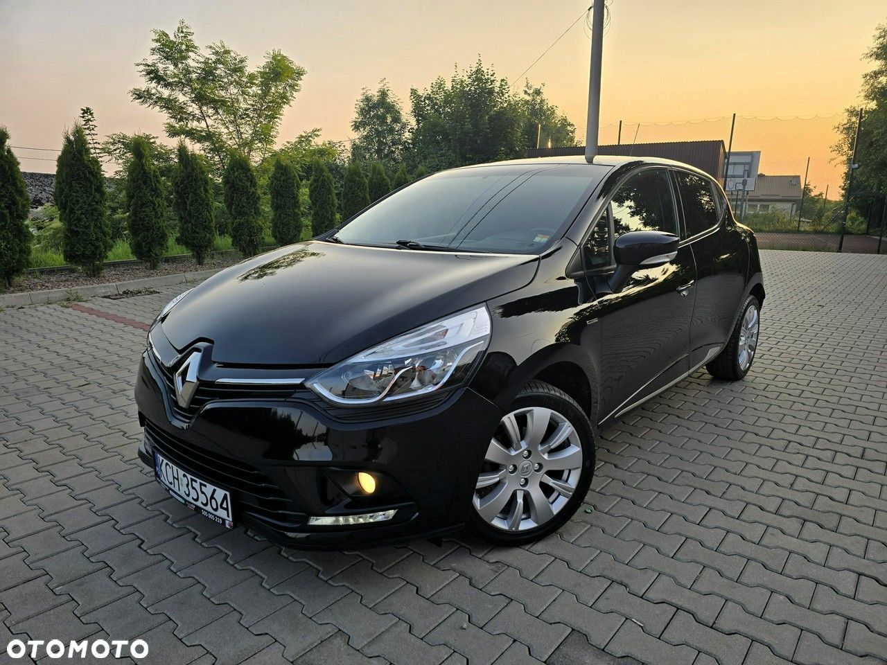 Renault Clio - 16