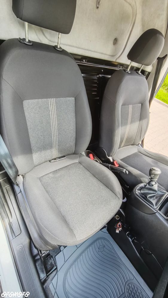 Fiat Fiorino 1.4 Easy - 10