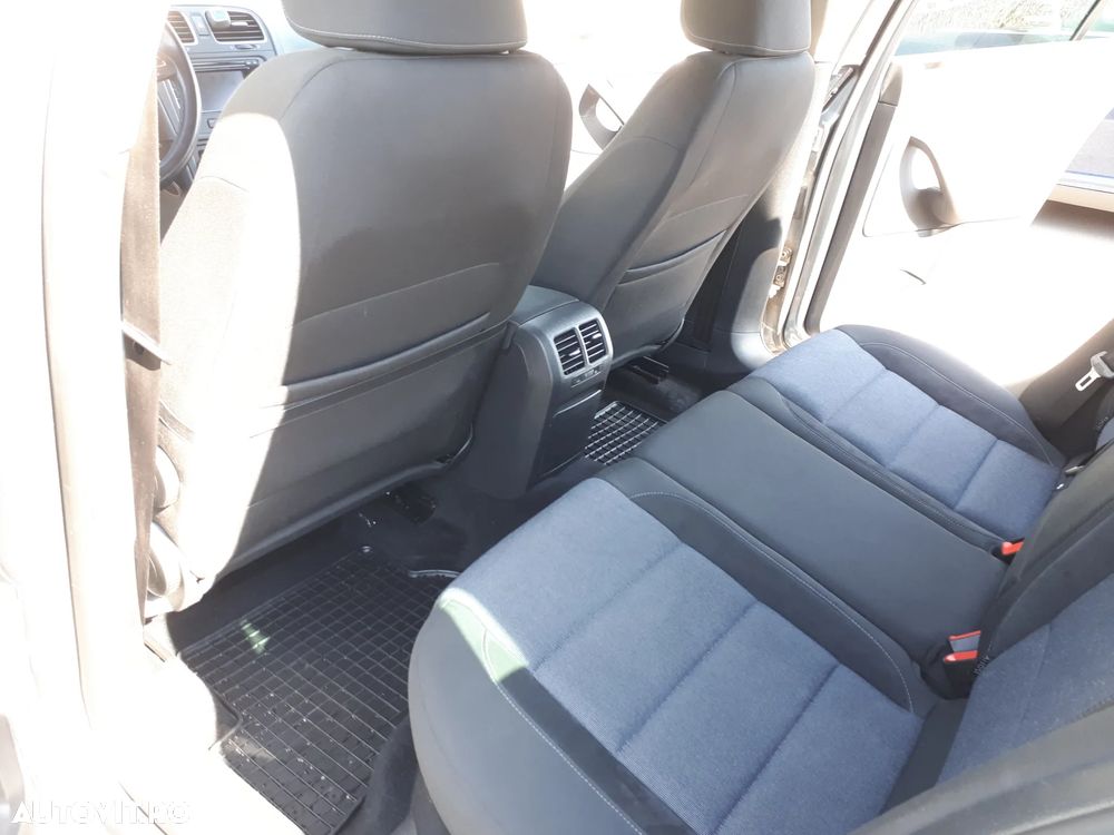 Volkswagen Golf - 7
